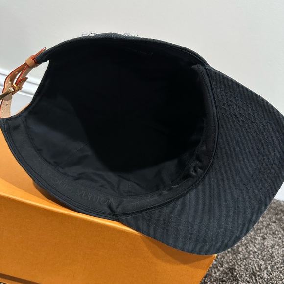 Louis Vuitton x Virgil Crystal Black / Yellow Script Hat - Picture 12 of 13